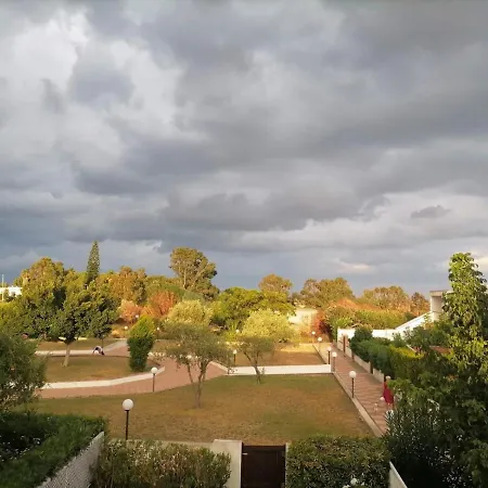 Caporizzuto Villaggio Seleno Villetta A Schiera Con Giardino Attrezzato Vakantiehuis Ovile la Marina