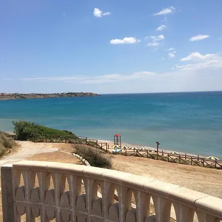 Caporizzuto Villaggio Seleno Villetta A Schiera Con Giardino Attrezzato Ovile la Marina